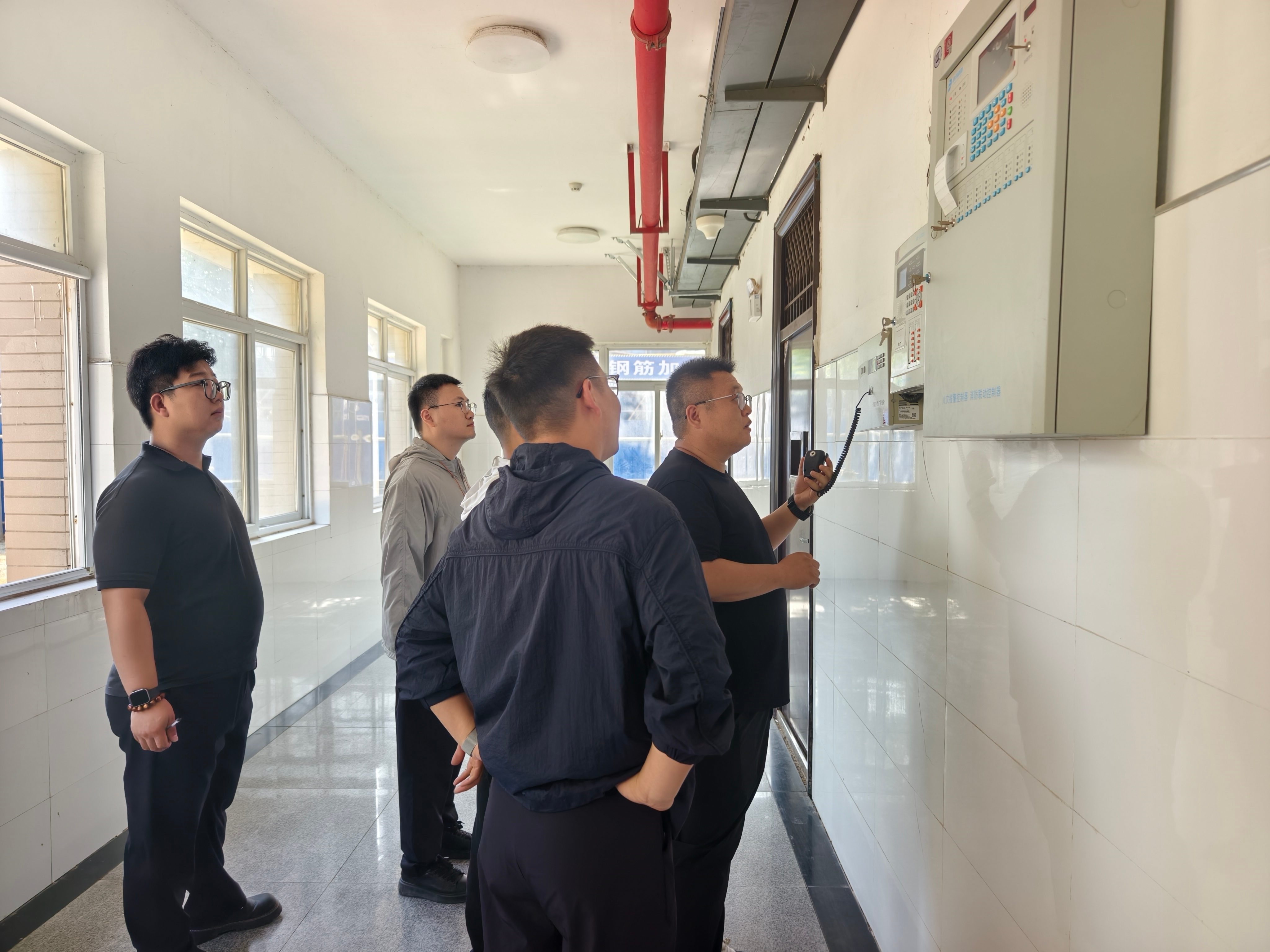 紧抓安全生产月 全面排查校园安全隐患