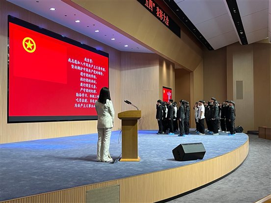 图示, 示意图
中度可信度描述已自动生成:ver1