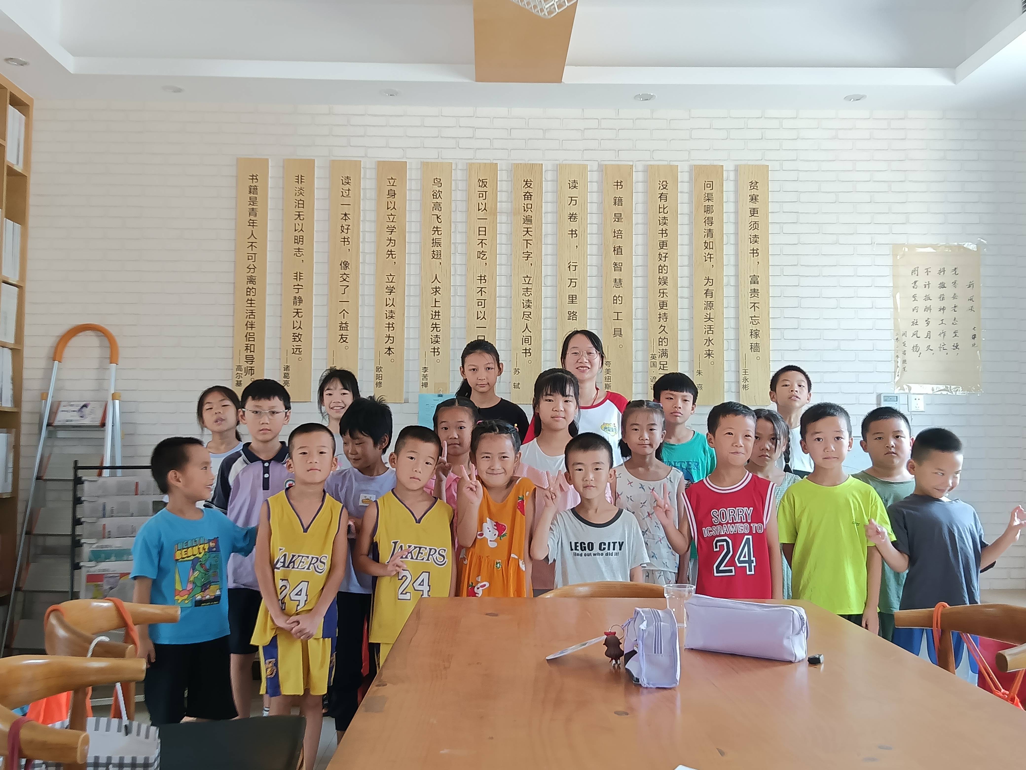 图片3(1).jpg 图片3(1).jpg