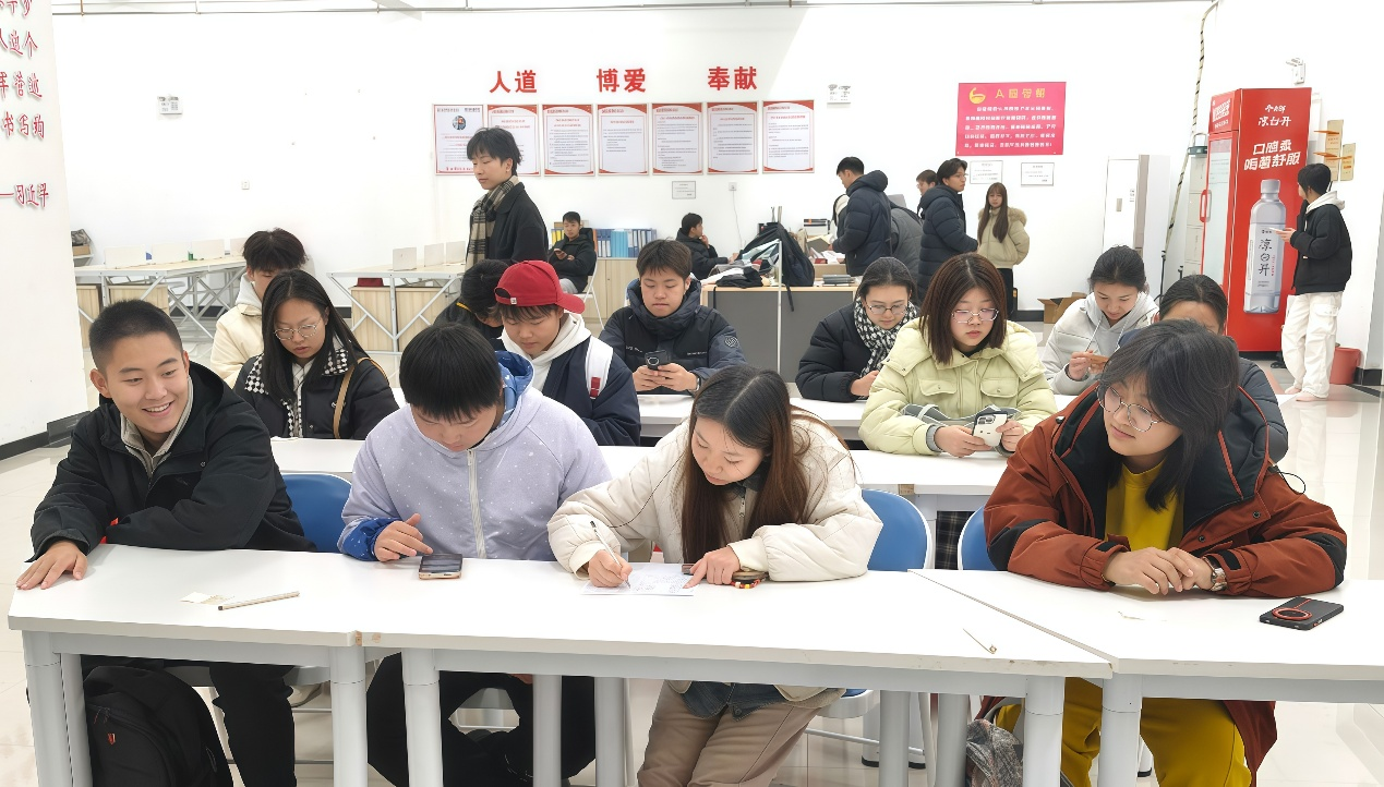 图片4.png 图片4.png