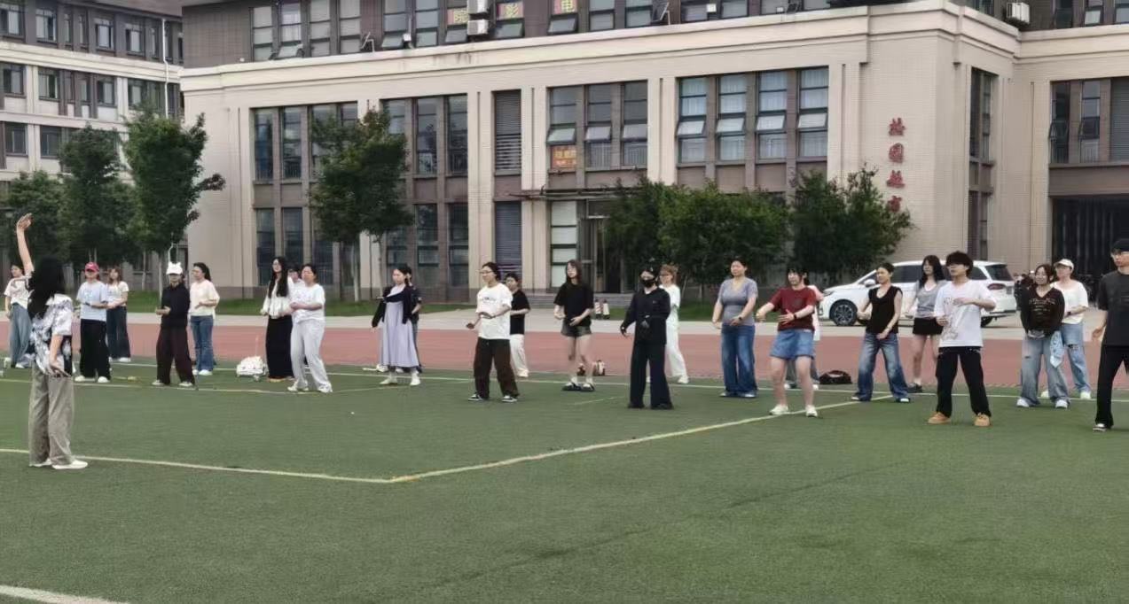 2.jpg 2.jpg