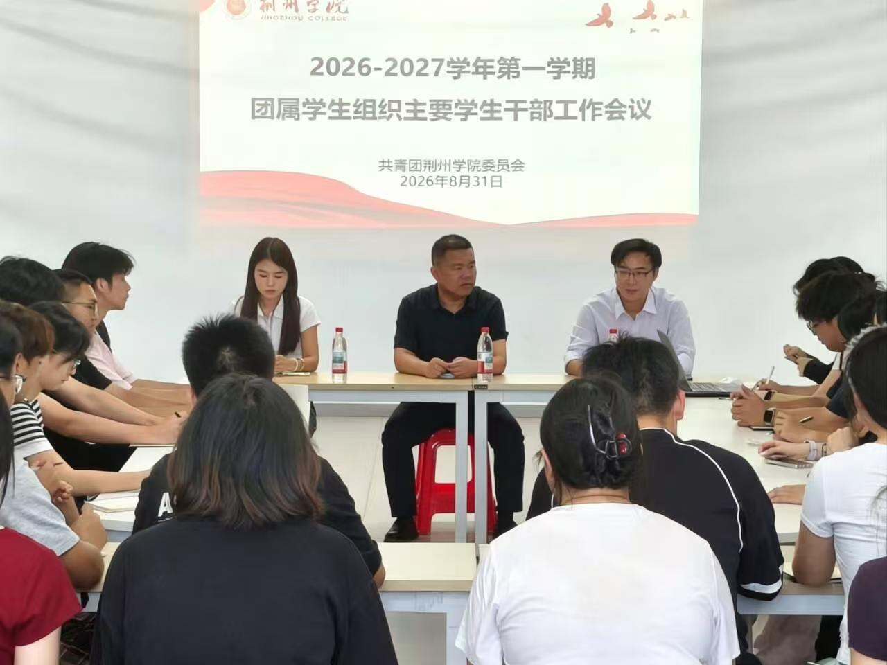 A1.jpg A1.jpg